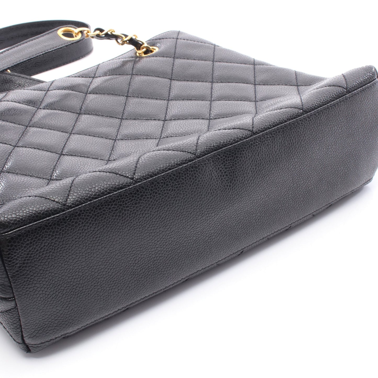 マトラッセ チェーンショルダーバッグ キャビアスキン ブラック ゴールド金具 シャネル バッグ CHANEL