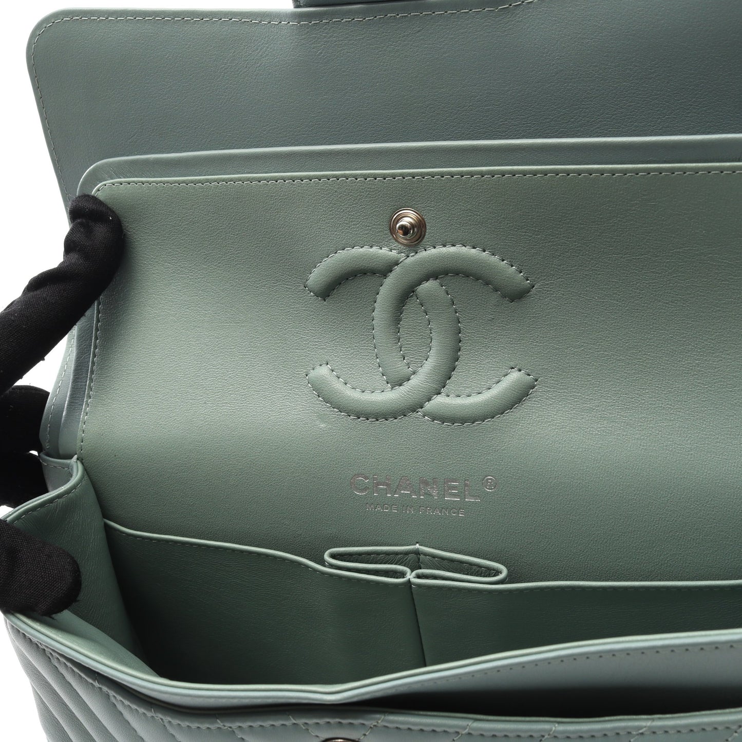 シェブロン Vステッチ Wフラップ Wチェーンショルダーバッグ ラムスキン グレーグリーン シルバー金具 シャネル バッグ CHANEL