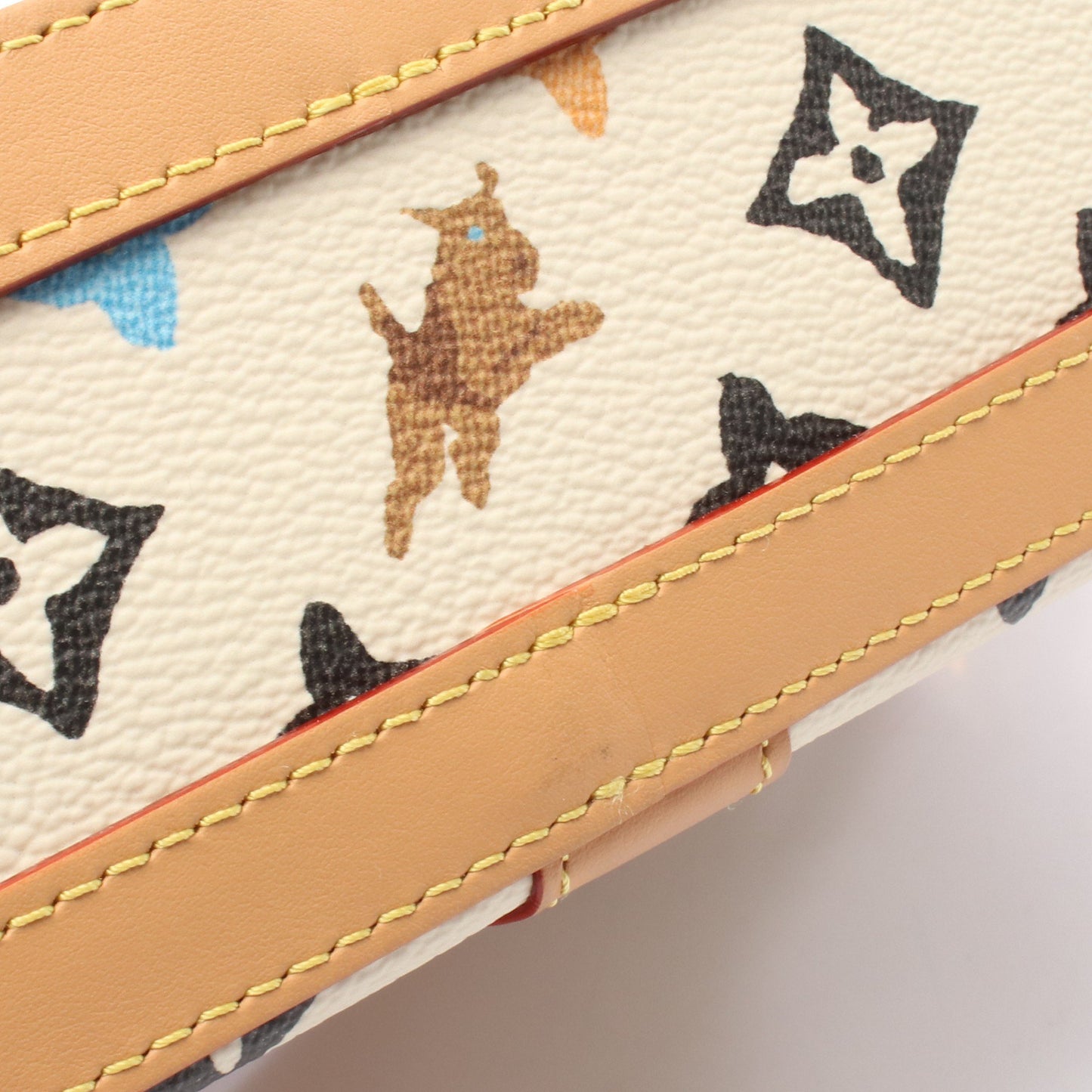 エンベロップ メッセンジャー モノグラムクラギー ショルダーバッグ PVC レザー アイボリー ルイヴィトン バッグ LOUIS VUITTON