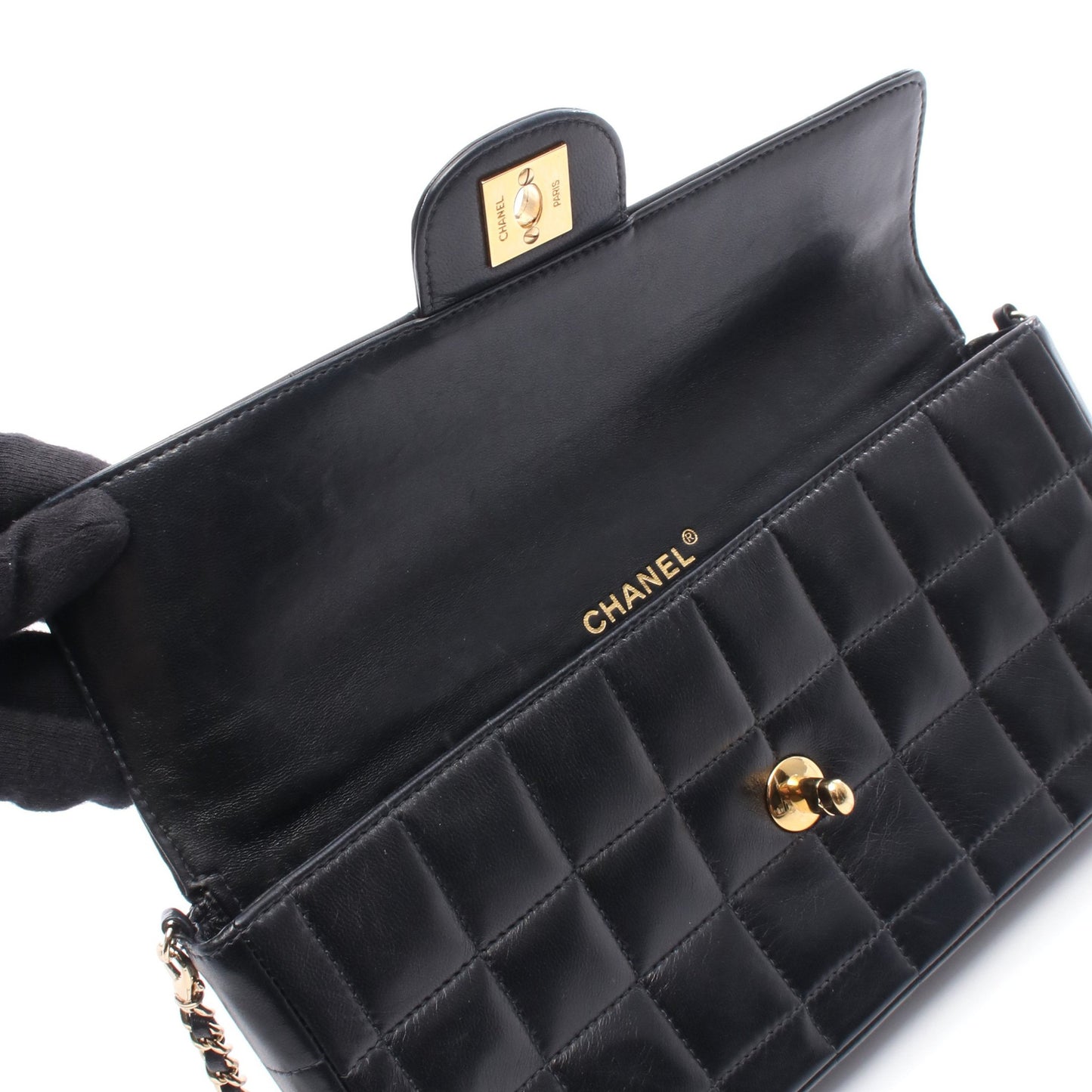 チョコバー チェーンショルダーバッグ ラムスキン ブラック ゴールド金具 シャネル バッグ CHANEL