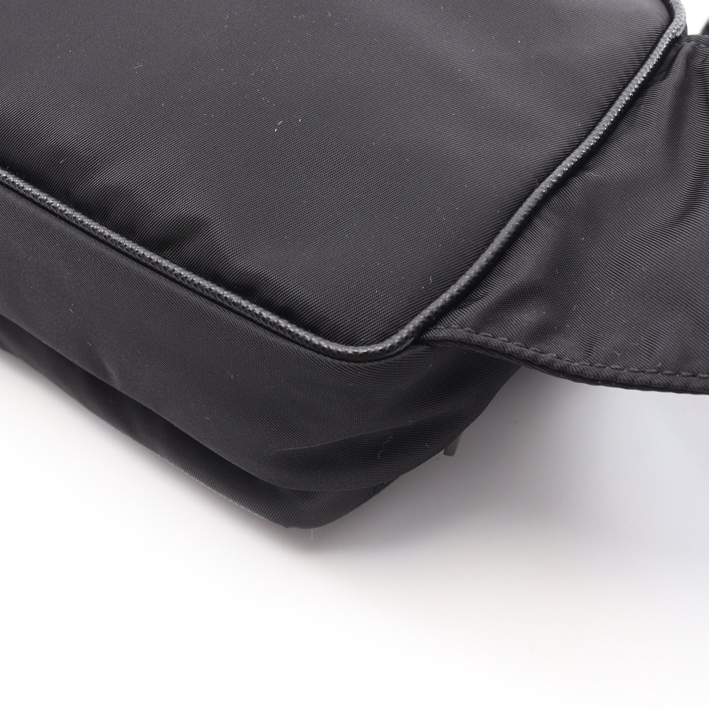 TESSTO + SAFFIAN ボディバッグ ウエストバッグ ナイロン サフィアーノレザー ブラック プラダ バッグ PRADA