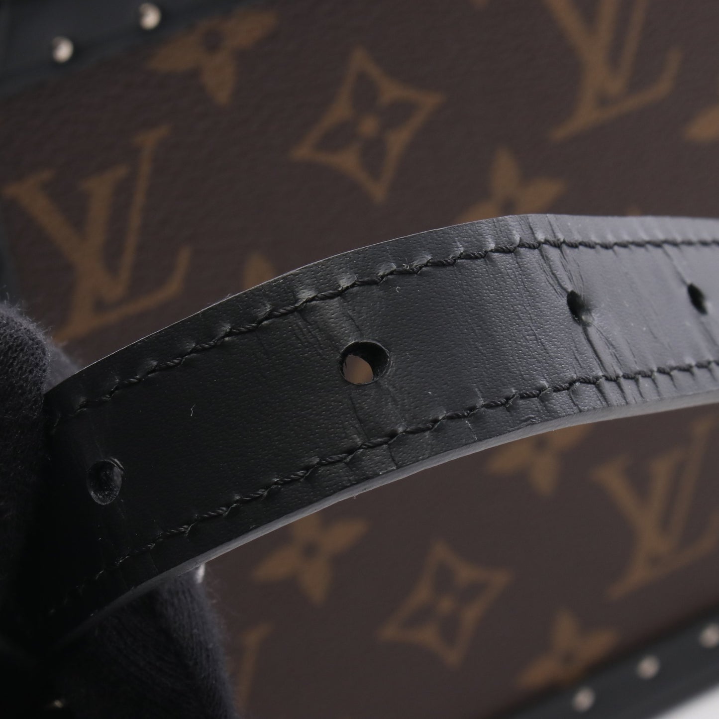 クラッチ ボックス モノグラムマカサー ショルダーバッグ PVC レザー ブラウン ブラック ルイヴィトン バッグ LOUIS VUITTON