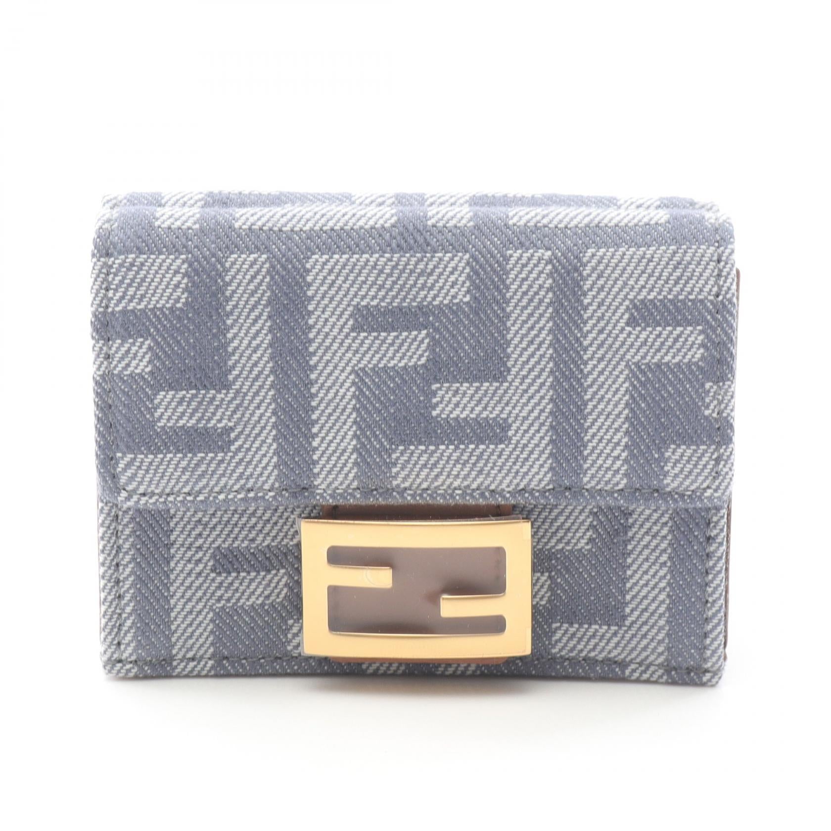 美品　FENDI フェンディ　財布　三つ折り　がま口　ズッカ　vintage 中古・古着通販】FENDI (フェンディ) ズッカ柄 がま口コンパクト
