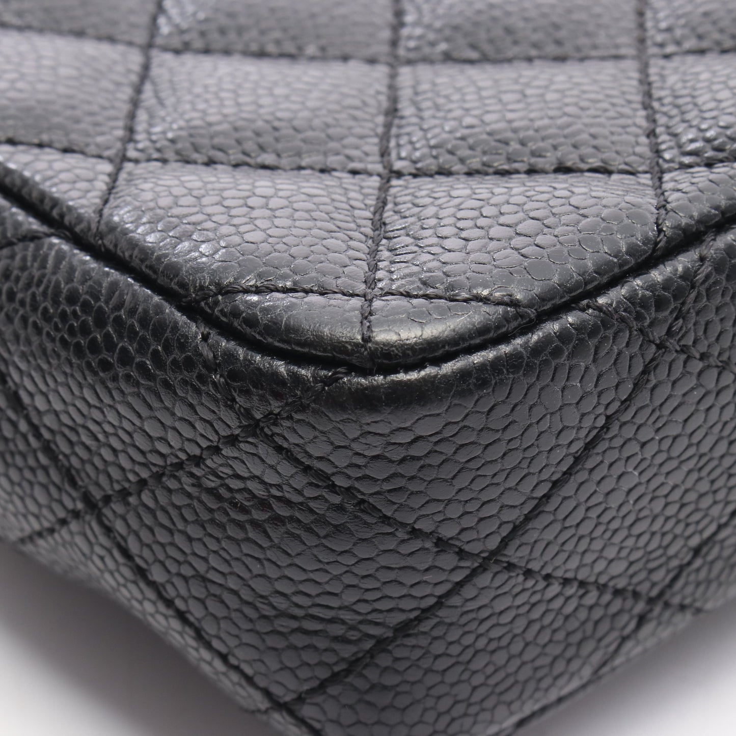 マトラッセ チェーンショルダーバッグ キャビアスキン ブラック シルバー金具 シャネル バッグ CHANEL
