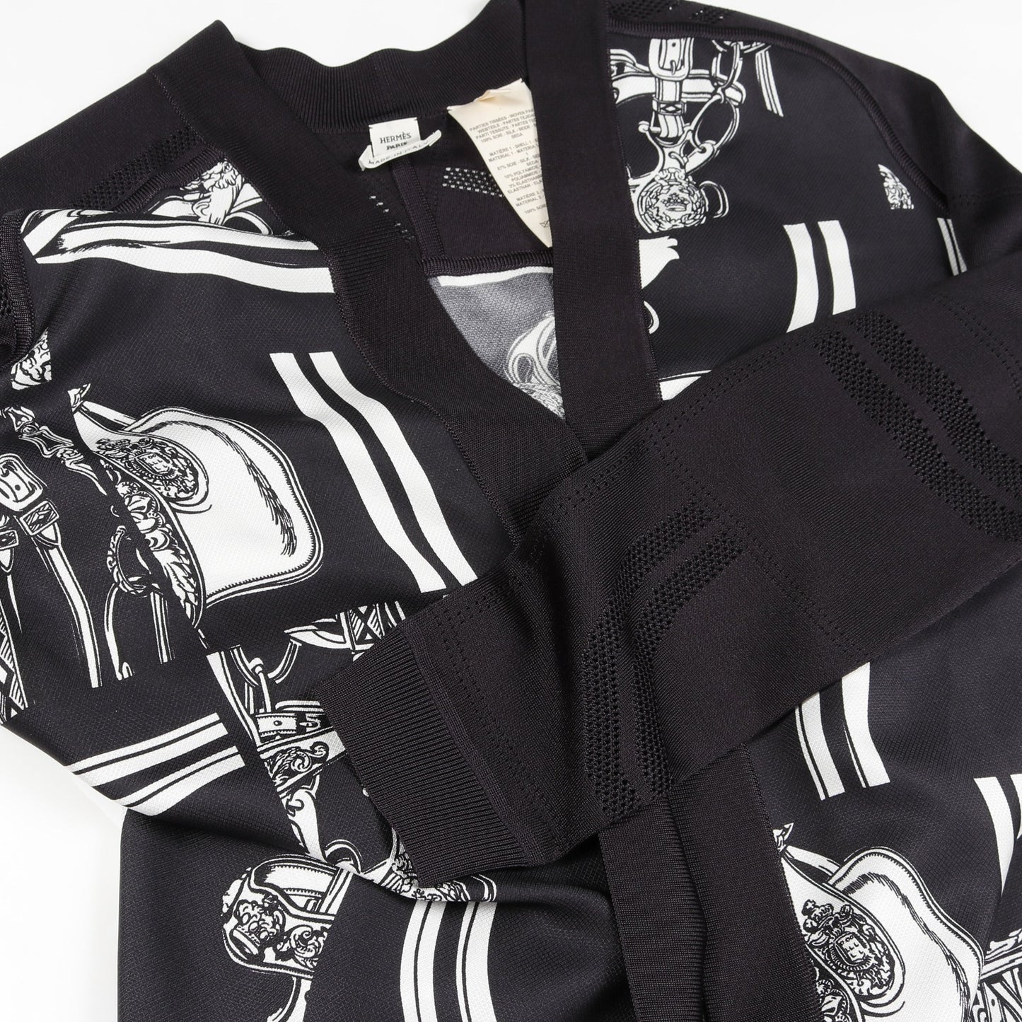ツイルレーヌ En Desordre Finesse ブルーノワール ロング カーディガン シルク ブラック ホワイト エルメス トップス HERMES