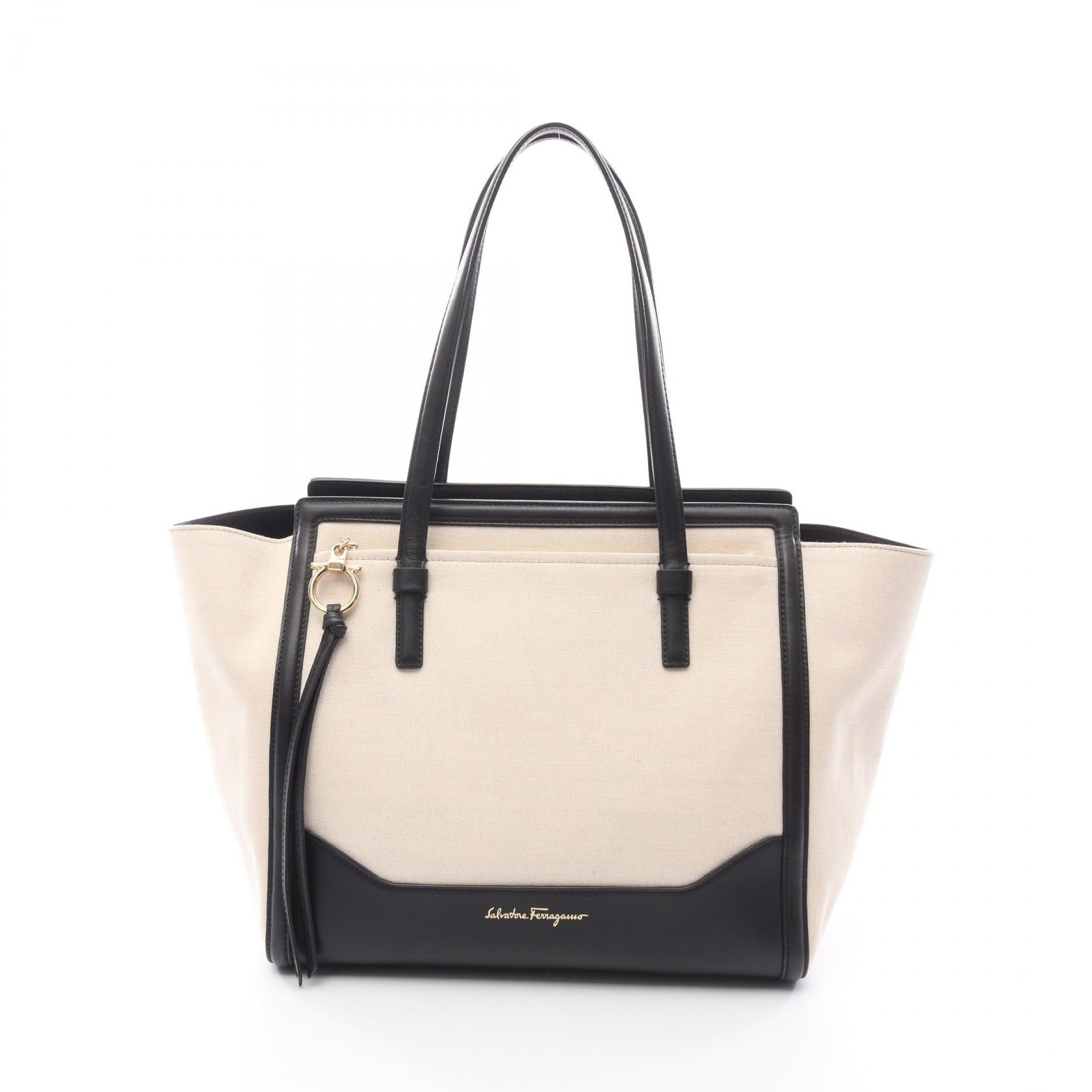 フェラガモ エイミー レザー ブラック トートバッグ ガンチーニ