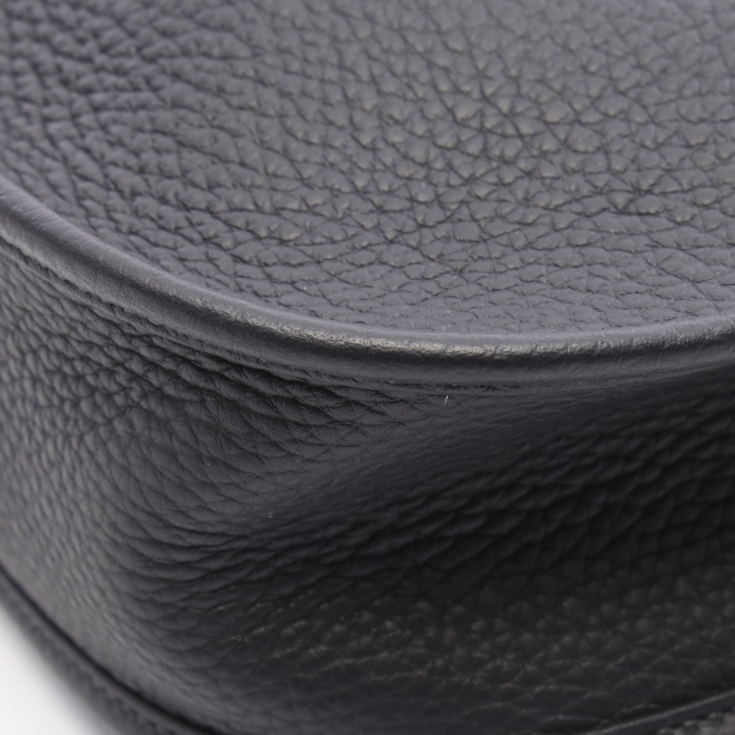 エヴリン 3 トロワ PM キャバン ショルダーバッグ トリヨンクレマンス ダークネイビー シルバー金具 W刻印 エルメス バッグ HERMES