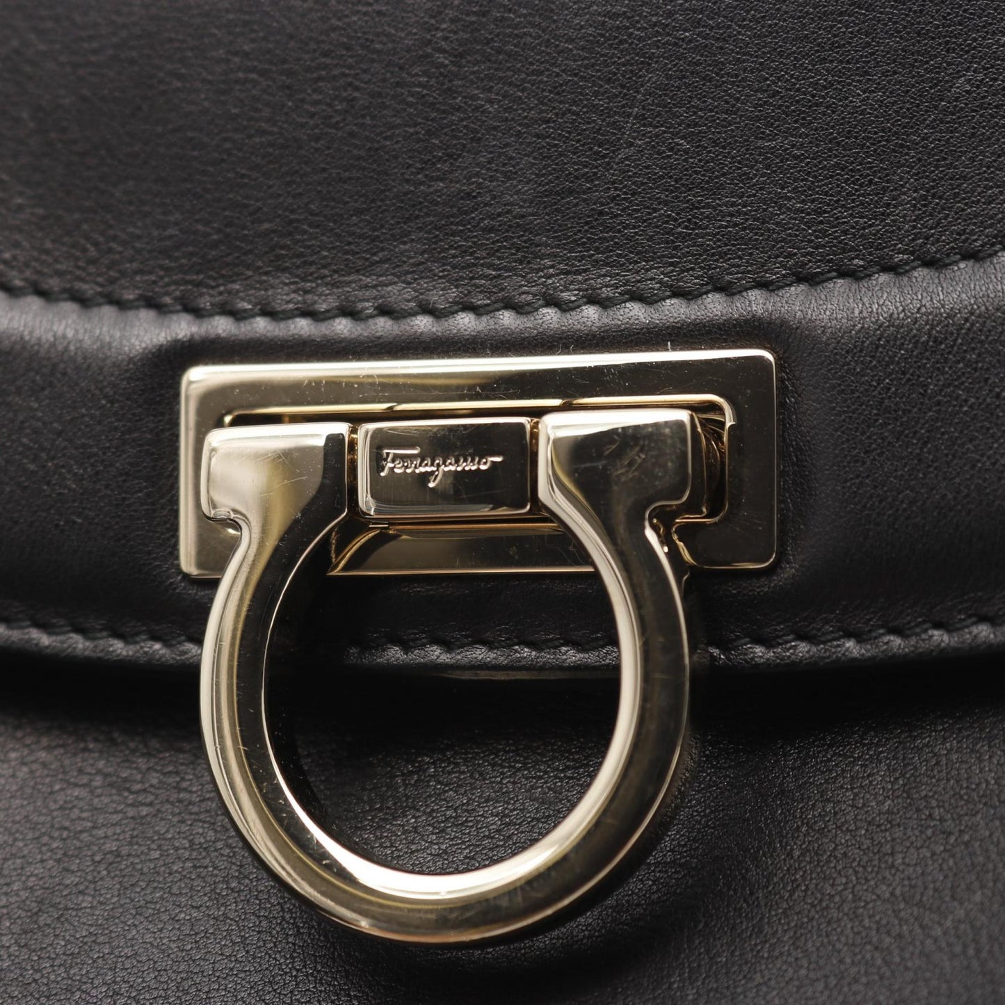 ソフィア レインボー ガンチーニ ハンドバッグ レザー ブラック 2WAY サルヴァトーレフェラガモ バッグ Salvatore Ferragamo