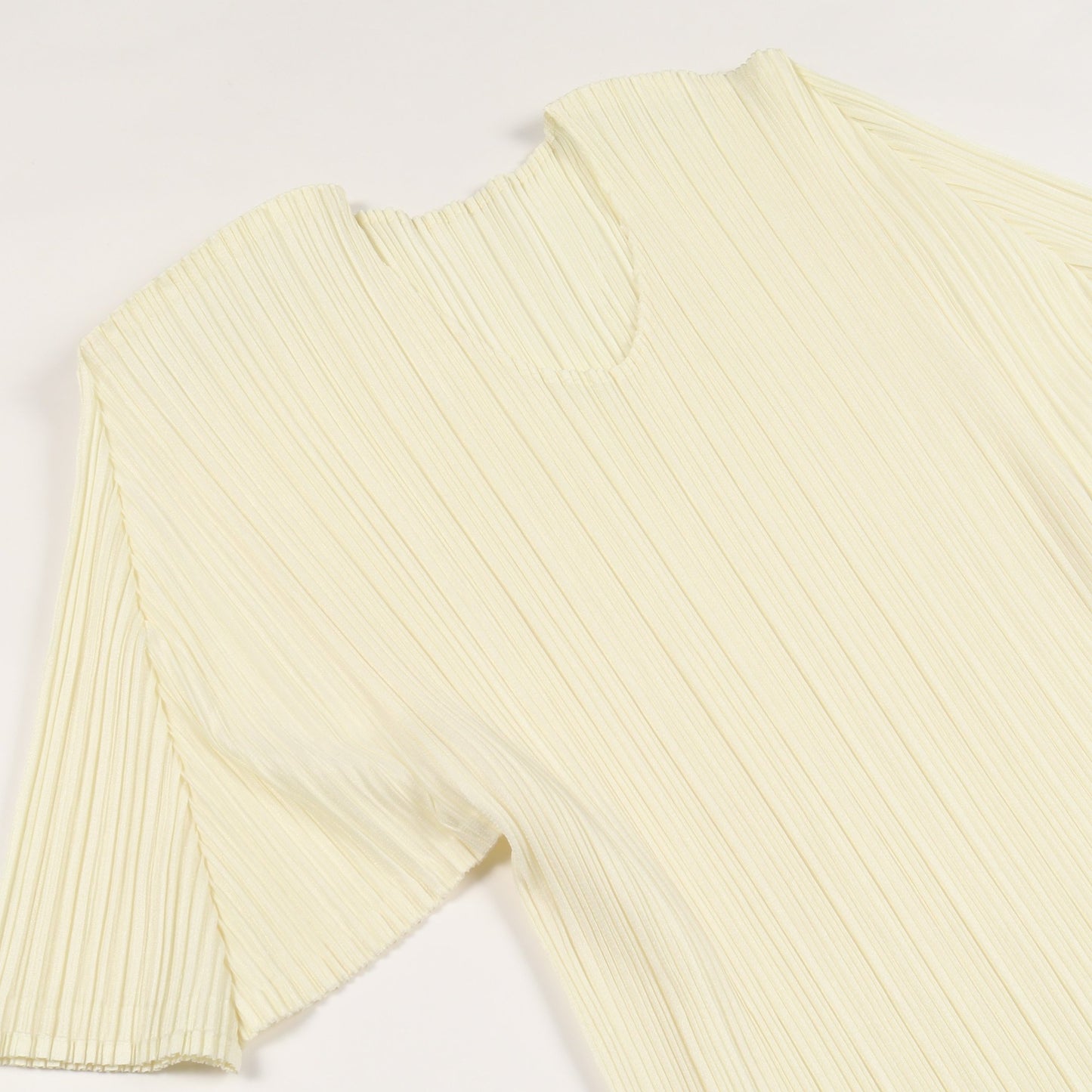 プリーツ カットソー 半袖 オフホワイト プリーツプリーズ トップス PLEATS PLEASE