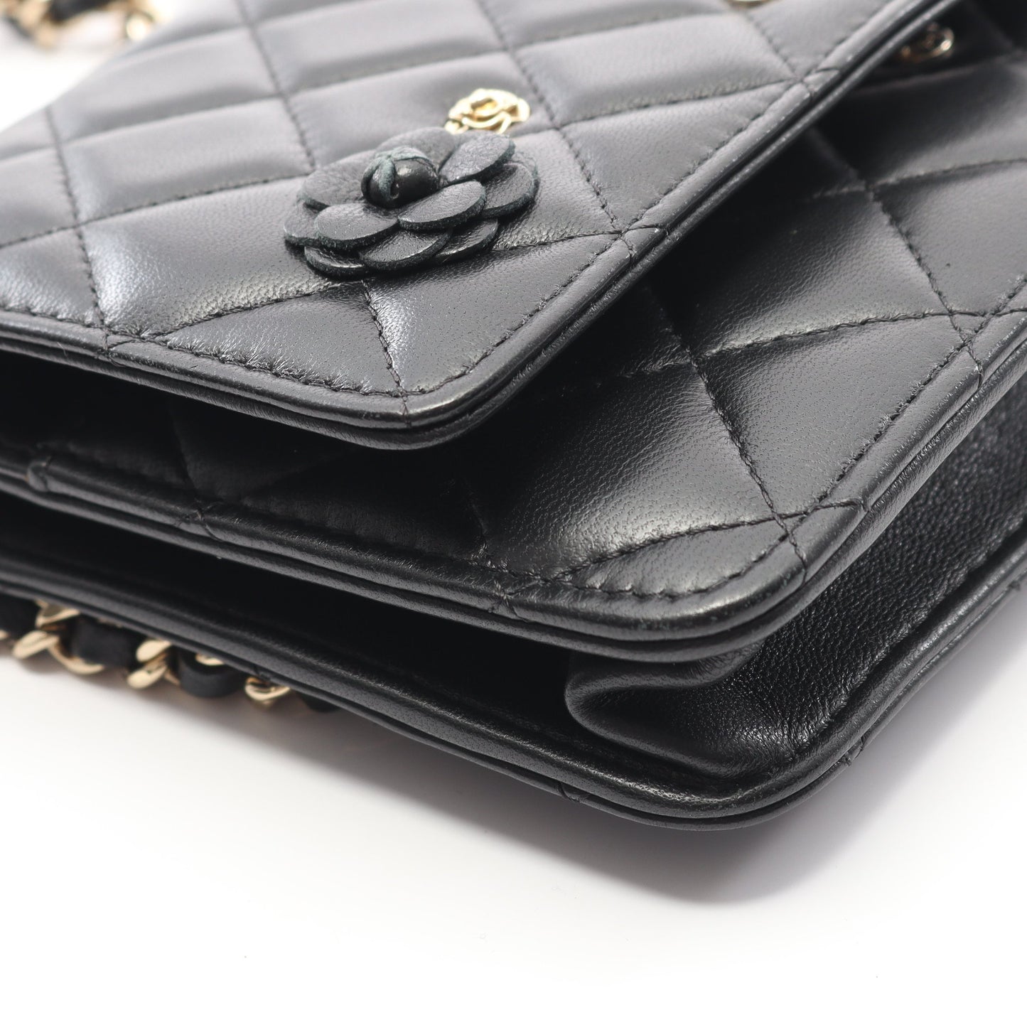 マトラッセ カメリア チェーンウォレット ラムスキン ブラック ゴールド金具 シャネル バッグ CHANEL