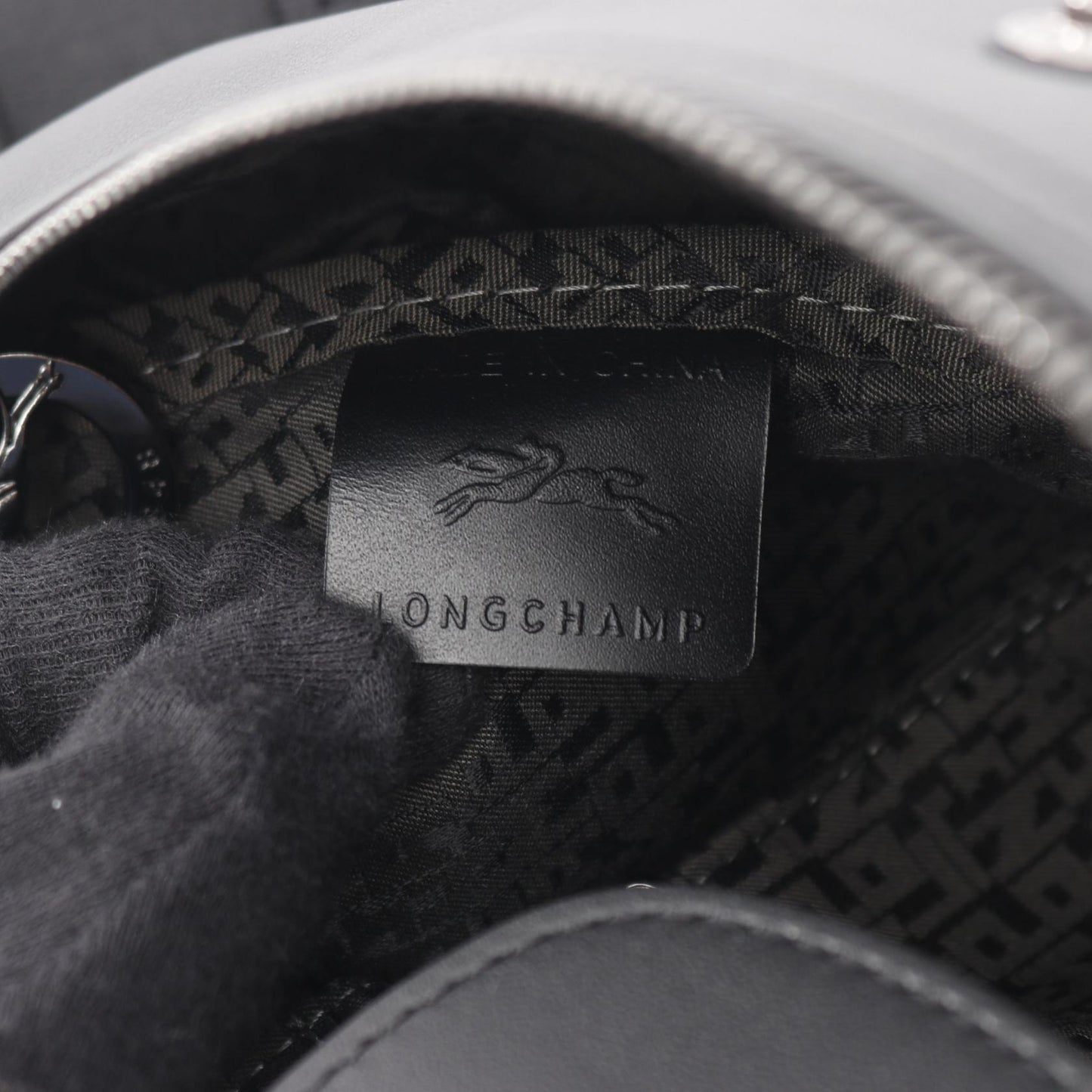 Le Pliage Xtra XS ル プリアージュ エクストラ クロスボディバッグ ショルダーバッグ レザー ブラック ロンシャン バッグ LONGCHAMP