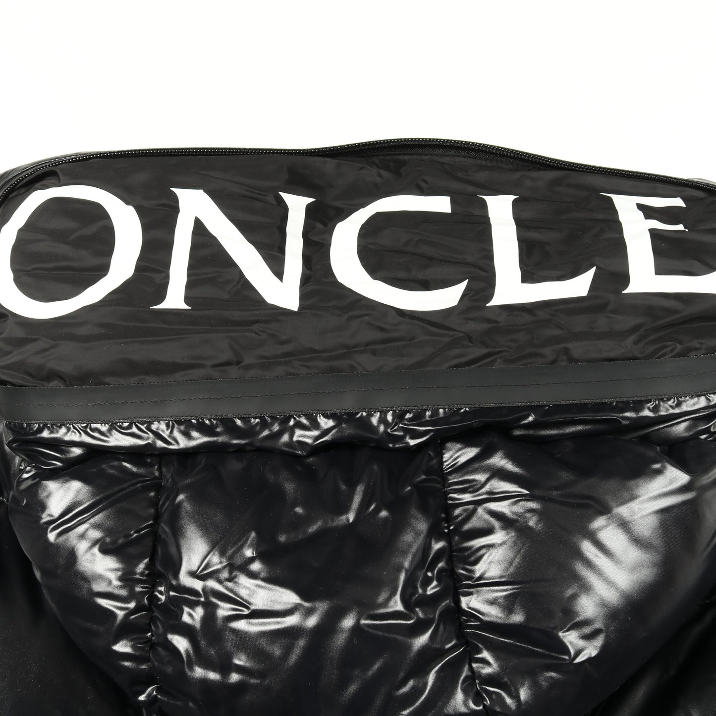 HUPPE ダウンジャケット ナイロン ブラック フード付き モンクレール アウター MONCLER