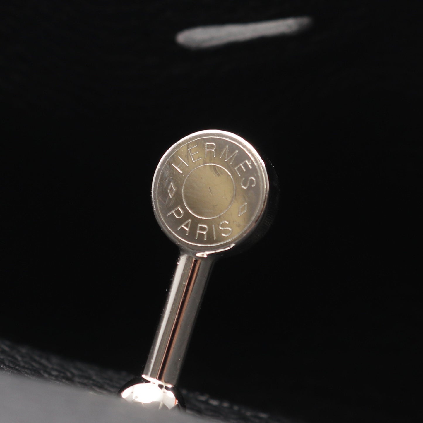 リンディ30 ショルダーバッグ トリヨンクレマンス ブラック シルバー金具 X刻印 エルメス バッグ HERMES
