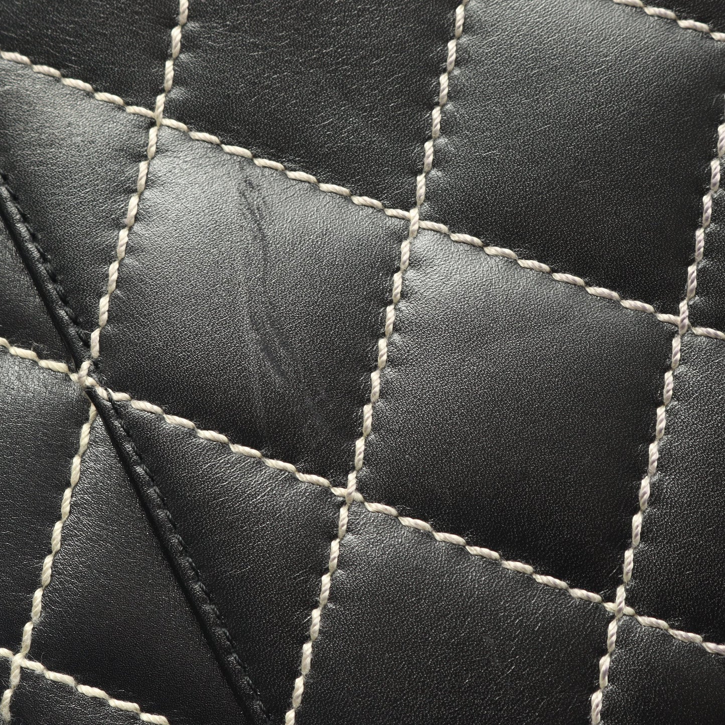 ワイルドステッチ ハンドバッグ レザー ブラック ゴールド金具 シャネル バッグ CHANEL
