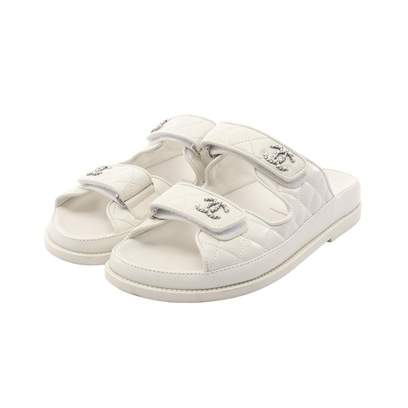 マトラッセ ココマーク サンダル レザー ホワイト シャネル – RECLO