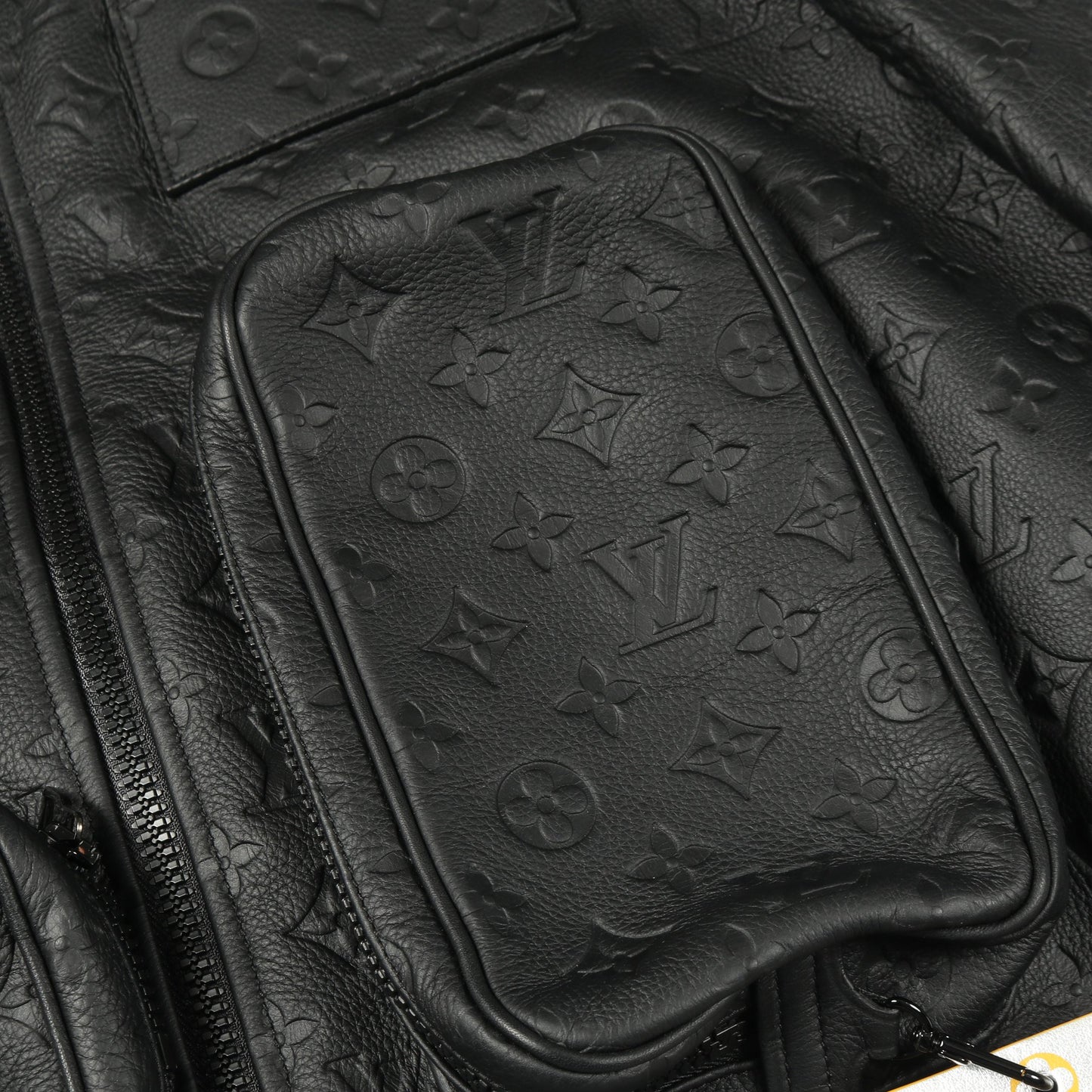 モノグラムエンボス ユーティリティ レザージャケット レザー ブラック ルイヴィトン アウター LOUIS VUITTON