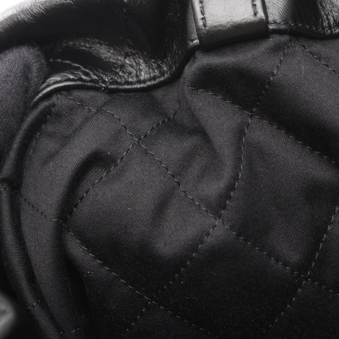 シャネル 22 ラージ バックパック リュックサック レザー ブラック ゴールド金具 シャネル バッグ CHANEL