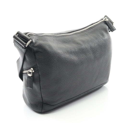 トライアングルロゴ ショルダーバッグ レザー ブラック プラダ