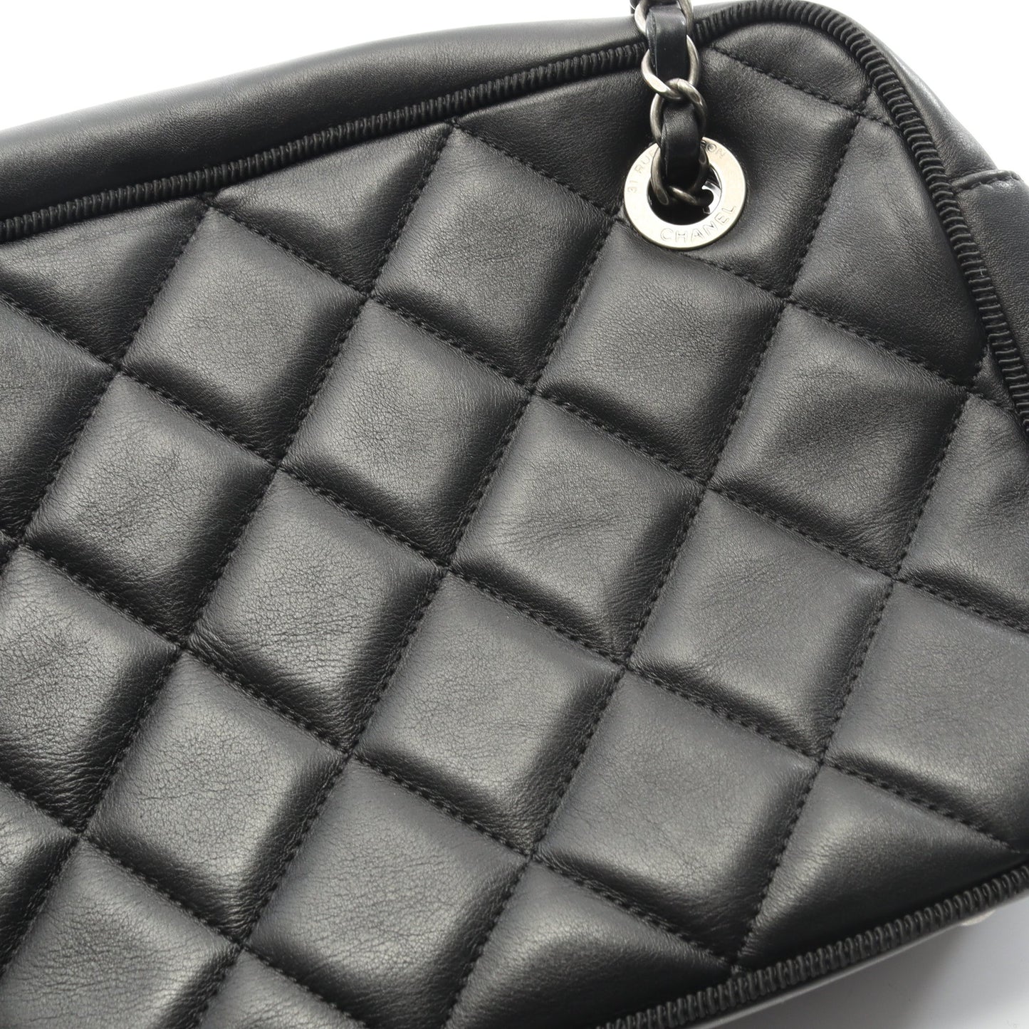 マトラッセ チェーンショルダーバッグ ラムスキン ブラック アンティークシルバー金具 シャネル バッグ CHANEL