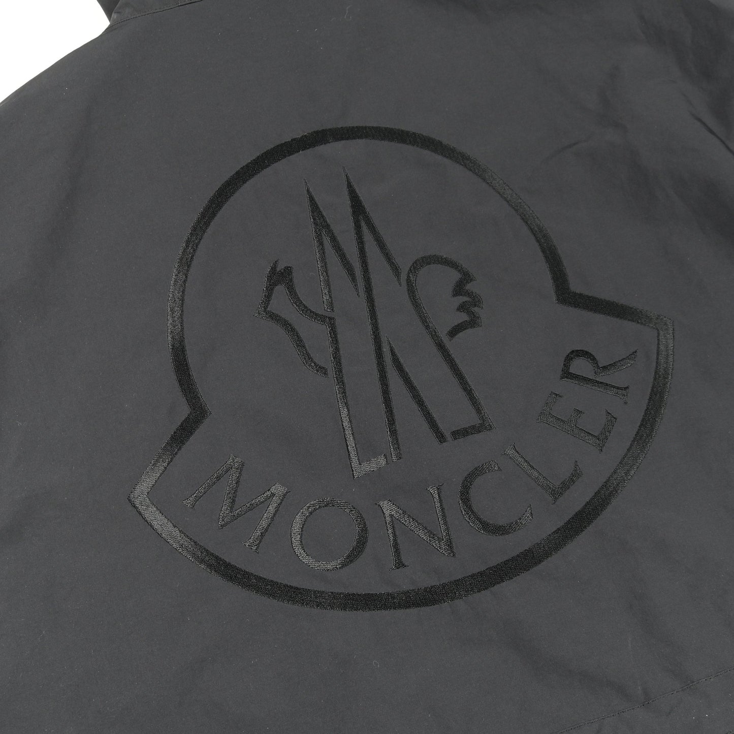 ALCYONE スプリングコート バックロゴ ナイロン ブラック フード付き 切替 アウター MONCLER