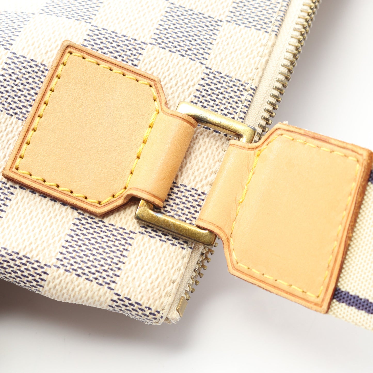 ポシェットボスフォール ダミエアズール ショルダーバッグ PVC レザー ホワイト ルイヴィトン バッグ LOUIS VUITTON