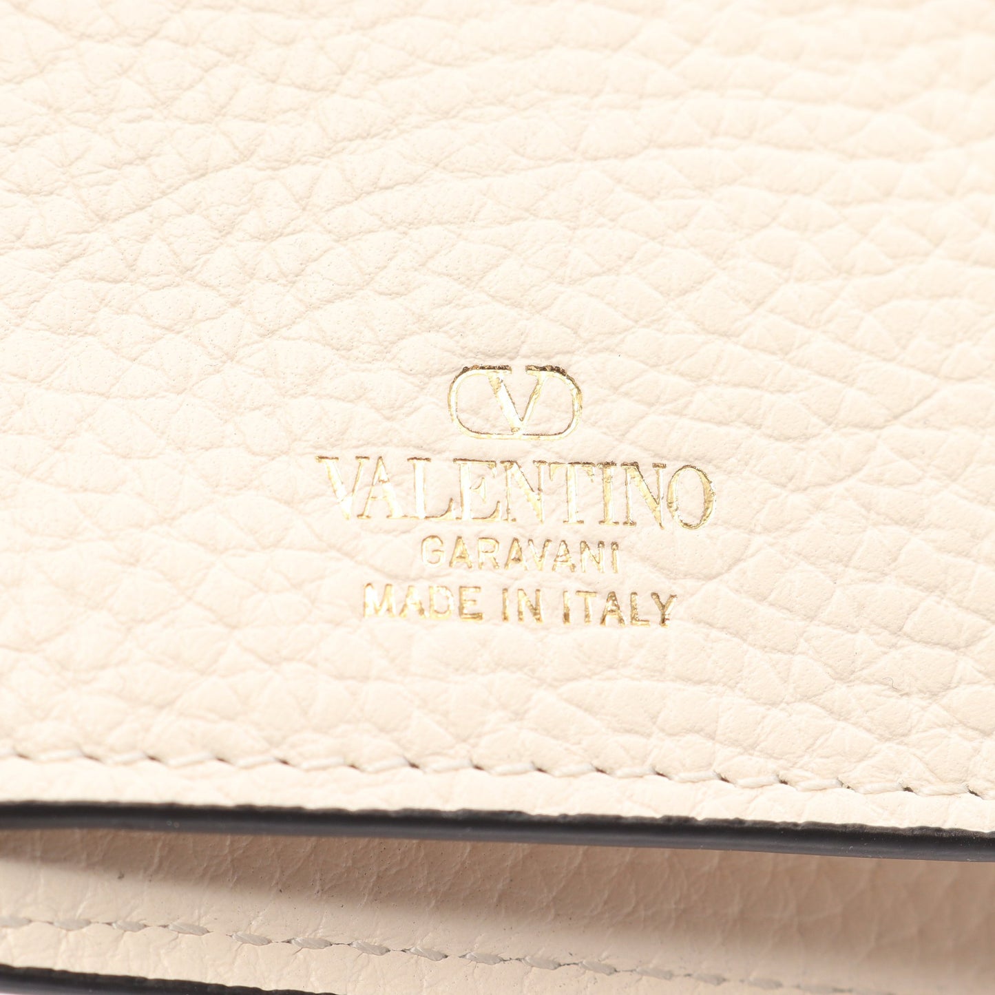 ロックスタッズ 三つ折り長財布 レザー アイボリー ヴァレンティノガラヴァーニ 財布・小物 VALENTINO GARAVANI