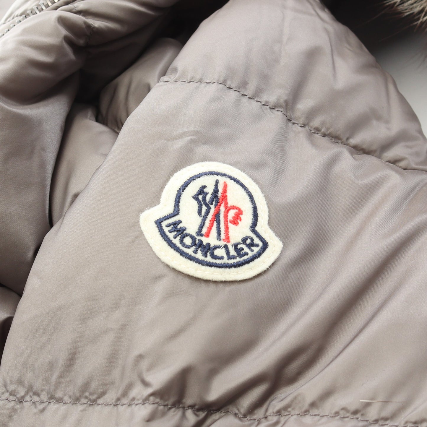BOEDIC ダウンコート ナイロン グレー フード付き モンクレール アウター MONCLER