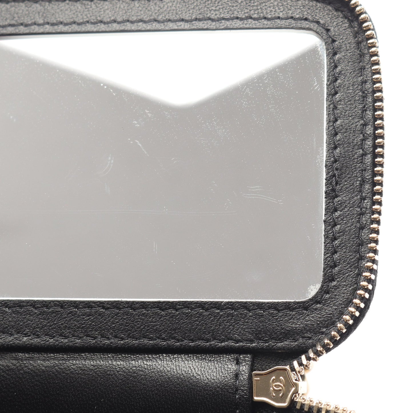 マトラッセ バニティバッグ チェーンショルダーバッグ ラムスキン ブラック ゴールド金具 2WAY シャネル バッグ CHANEL