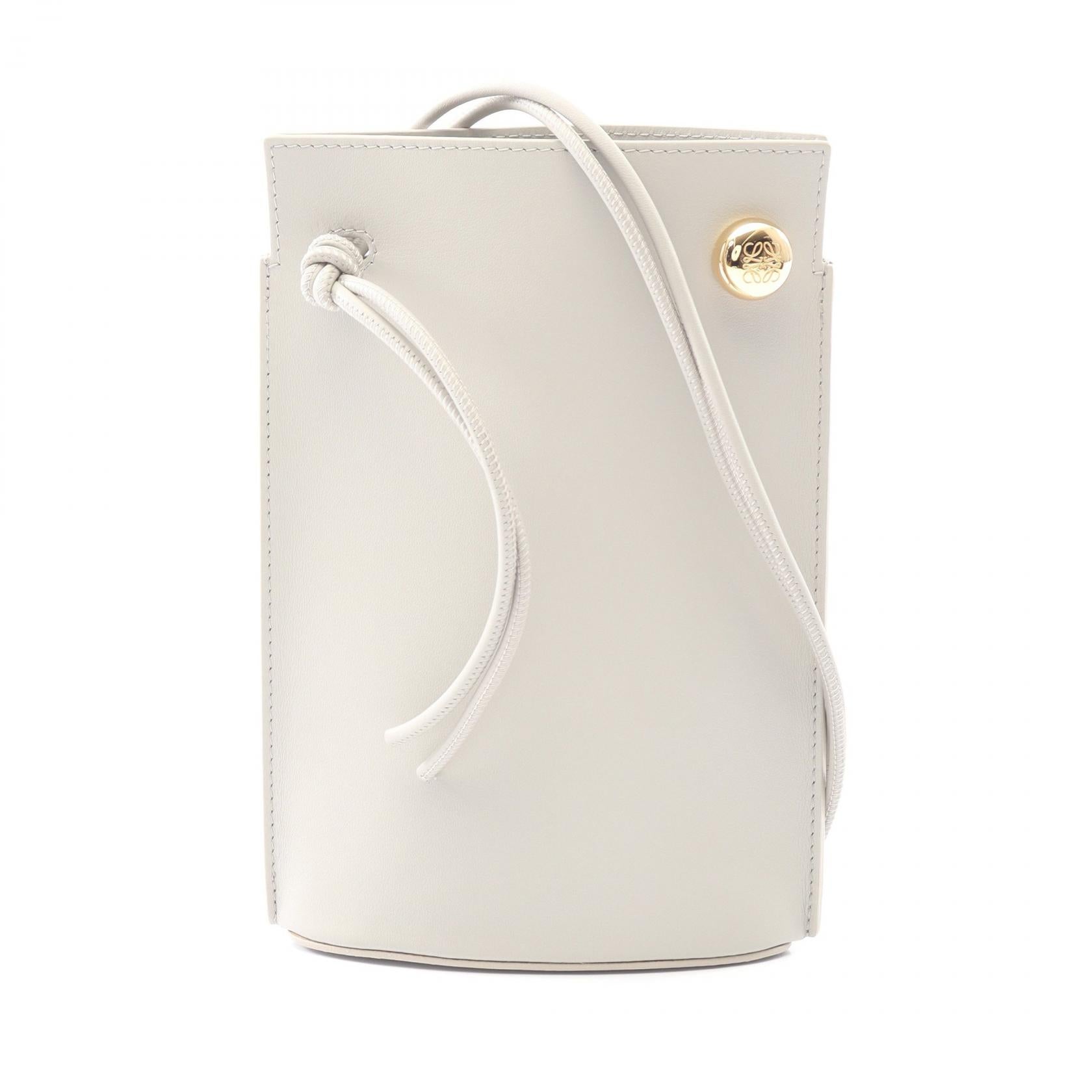 LOEWE ロエベ ショルダーバッグ ぺブル ダイス ポケット ぺブル ダイス ポケット ポーチ ショルダーバッグ レザー ブラック