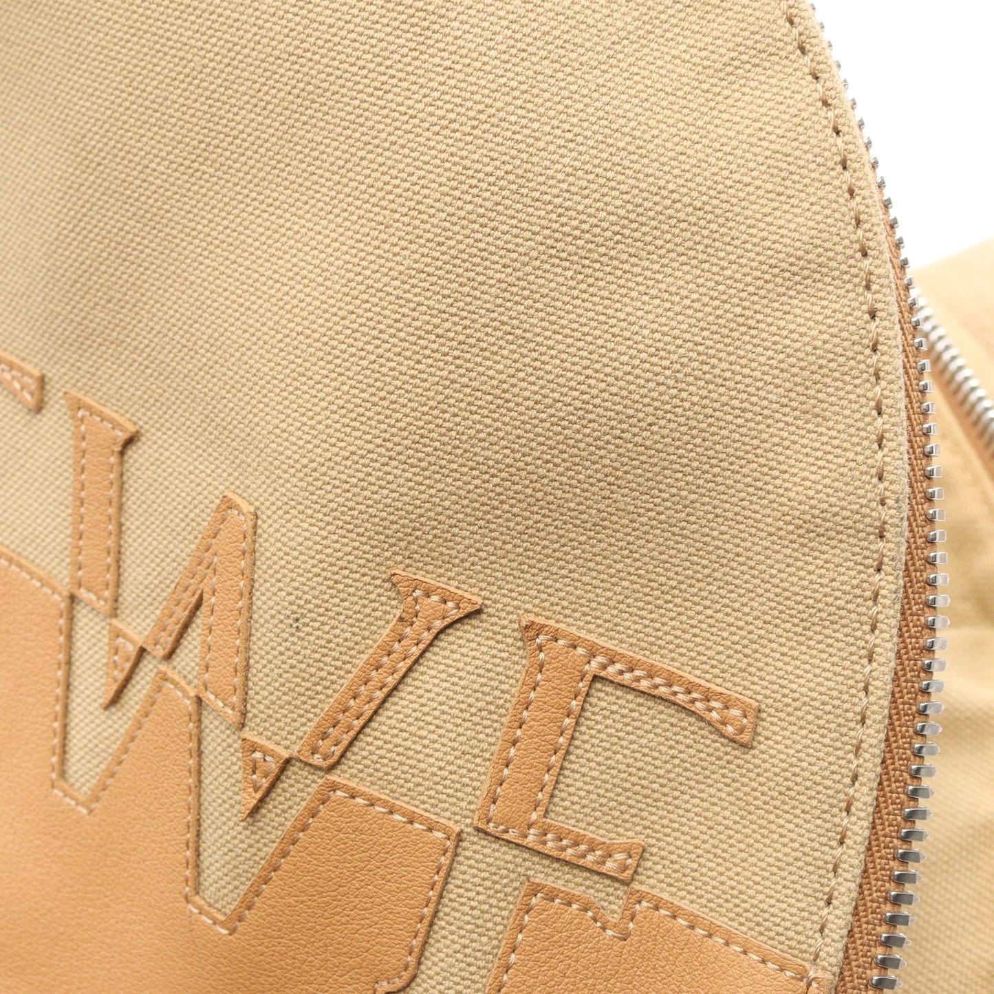 ラウンド バックパック リュックサック キャンバス レザー ベージュ ロエベ バッグ LOEWE