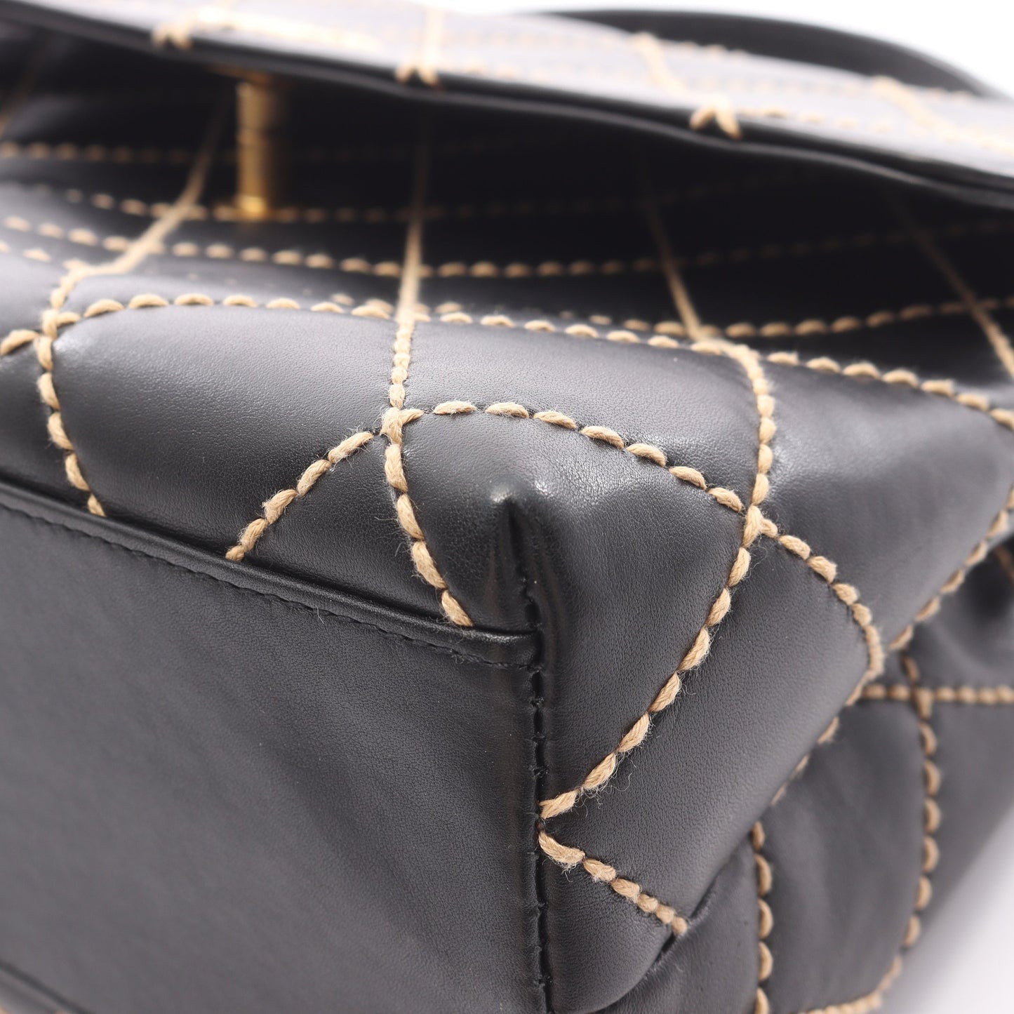 ワイルドステッチ トップハンドル ハンドバッグ レザー ブラック ゴールド金具 シャネル バッグ CHANEL