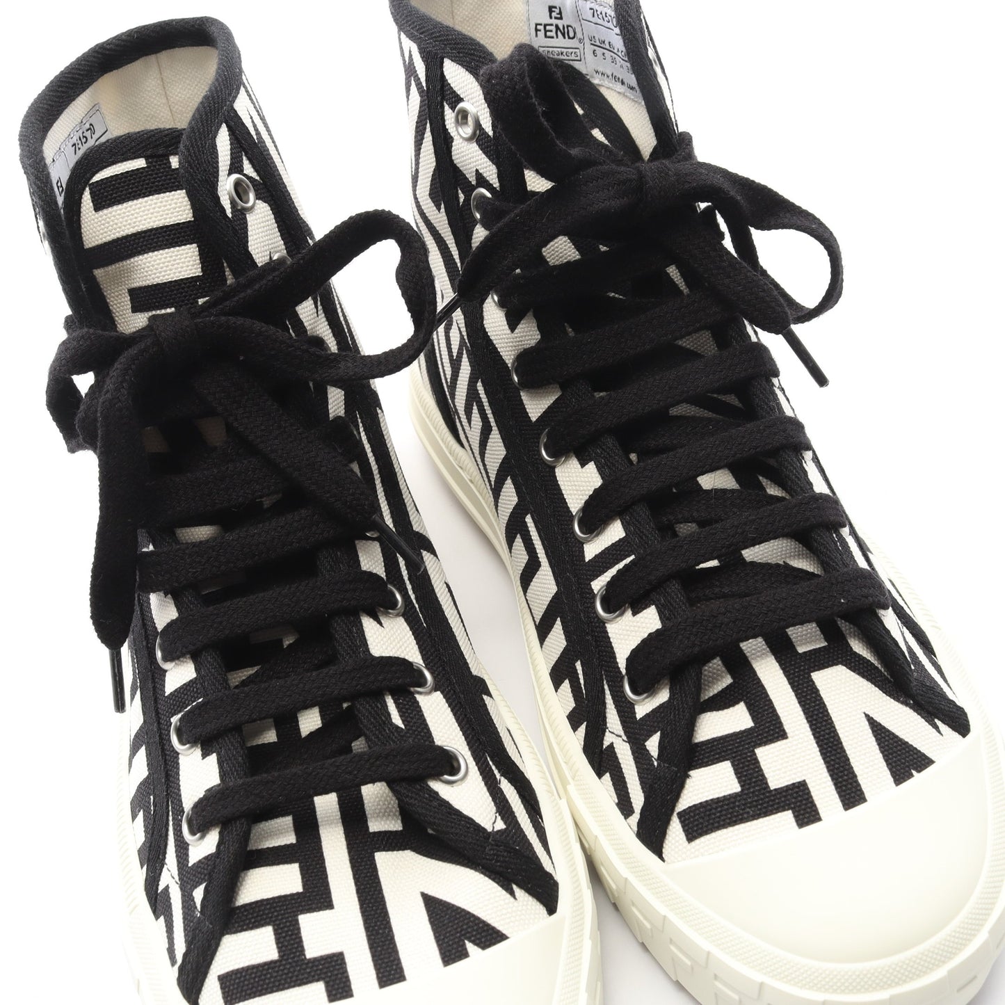 FENDI × MARC JACOBS ドミノ ハイカットスニーカー キャンバス ホワイト ブラック フェンディ シューズ FENDI
