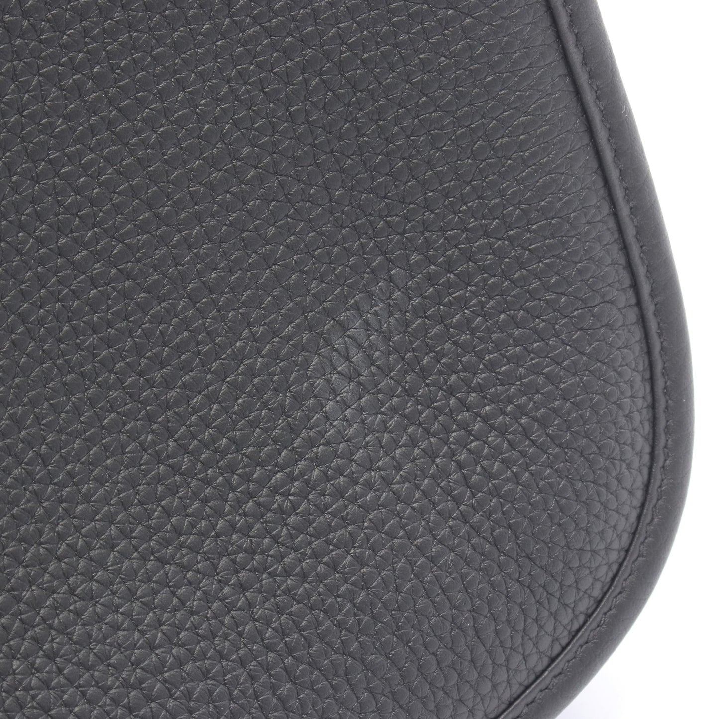 エヴリン 3 トロワ PM ショルダーバッグ トリヨンクレマンス ブラック シルバー金具 K刻印 エルメス バッグ HERMES