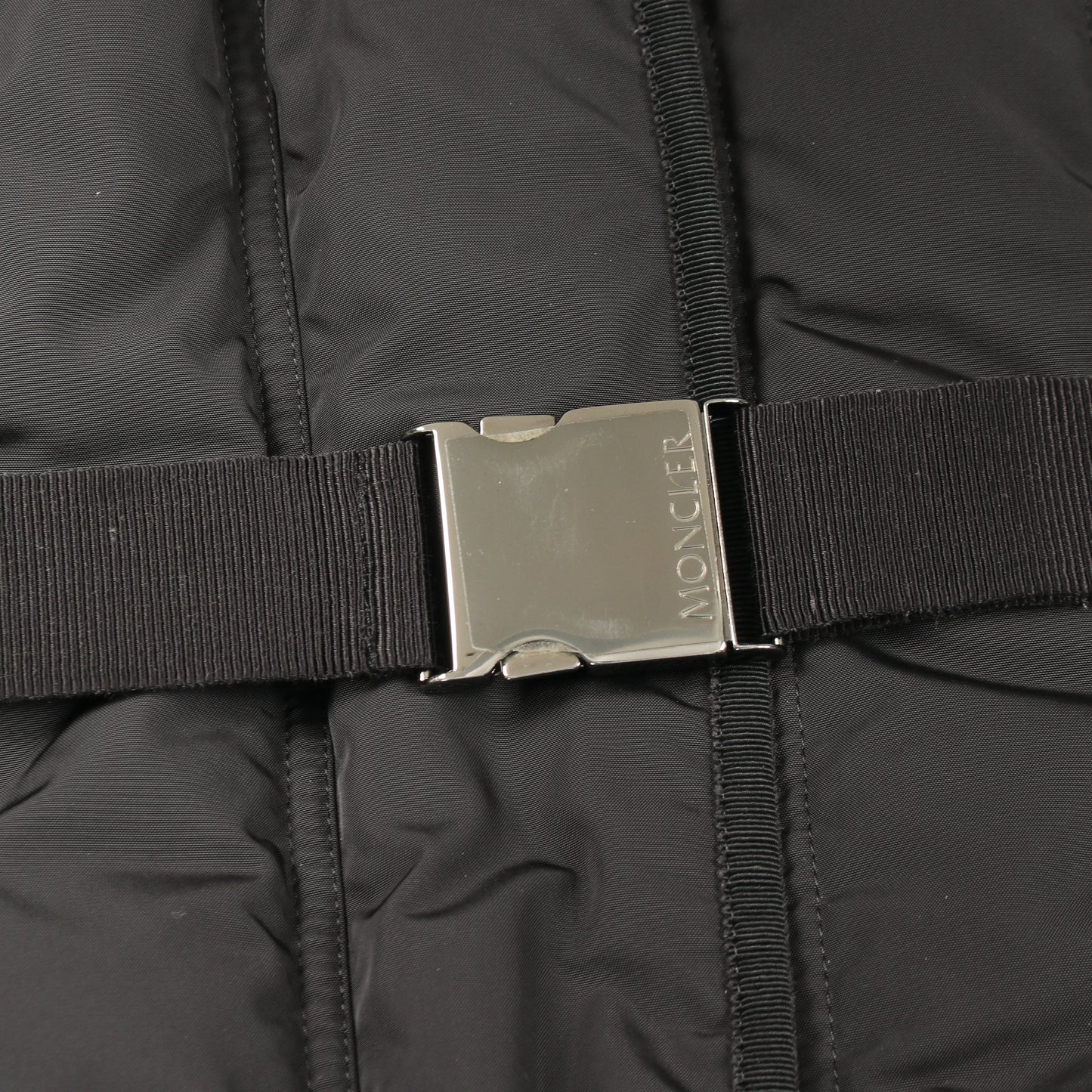 CHACAL ダウンコート ブラック フード付き モンクレール アウター MONCLER