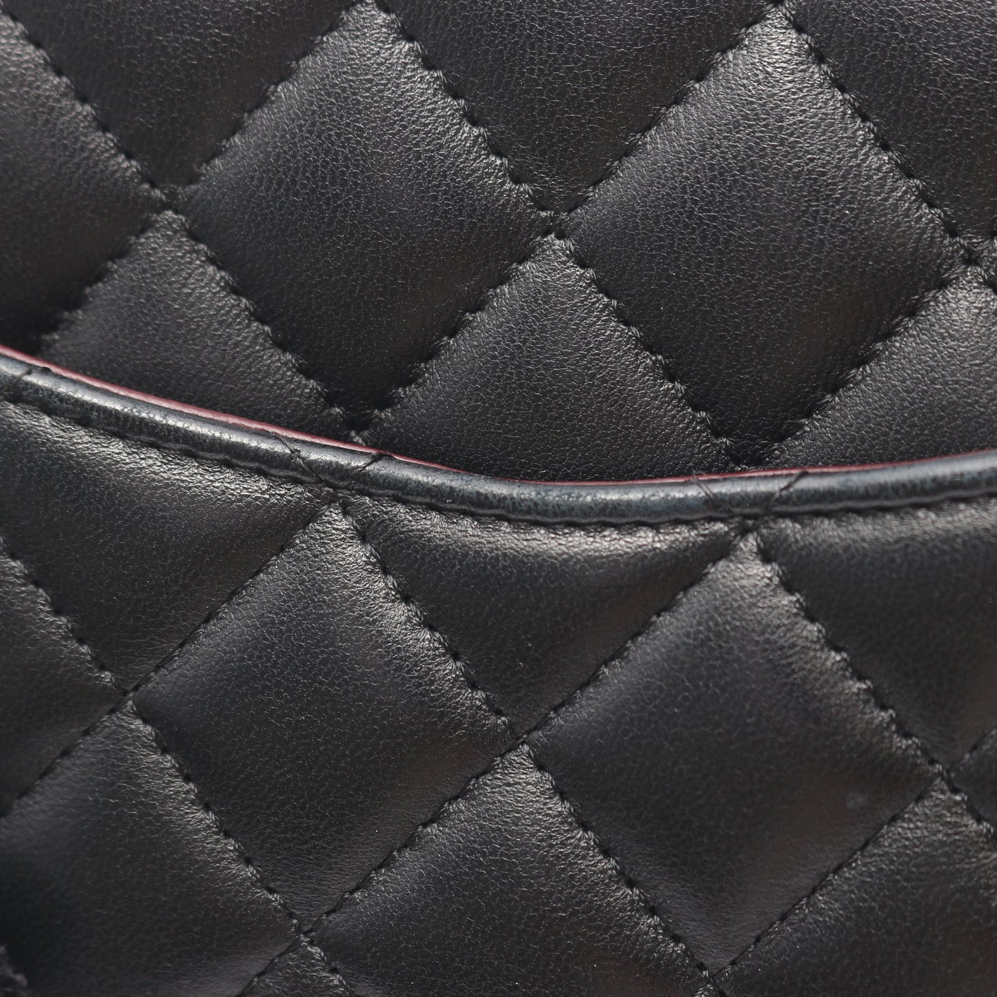 ミニマトラッセ チェーンショルダーバッグ ラムスキン ブラック シルバー金具 シャネル バッグ CHANEL