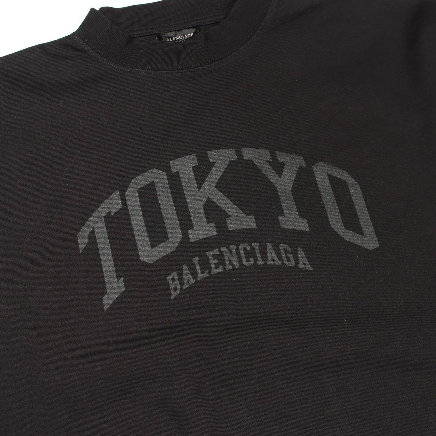 TOKYO 長袖Tシャツ クルーネック コットン ブラック バレンシアガ トップス BALENCIAGA
