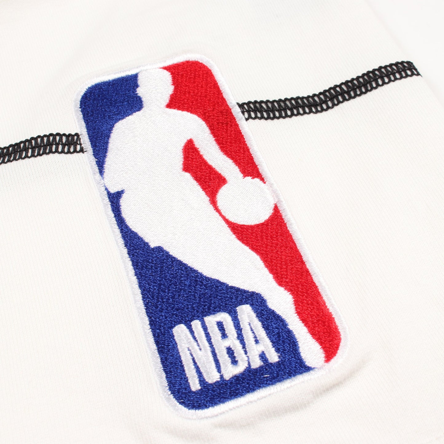 LOUIS VUITTON × NBA ステッチデザイン 半袖Tシャツ コットン ホワイト ルイヴィトン トップス LOUIS VUITTON