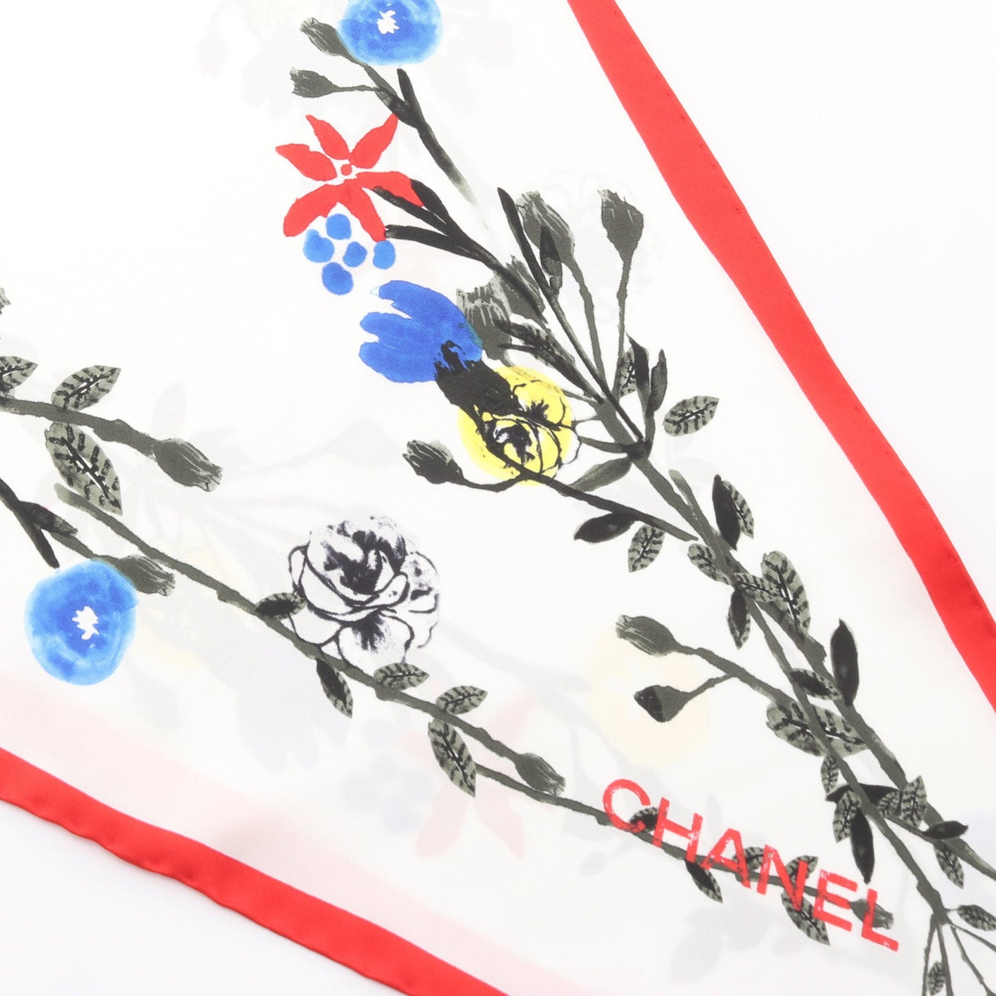 花柄 スカーフ シルク ホワイト レッド マルチカラー シャネル 財布・小物 CHANEL