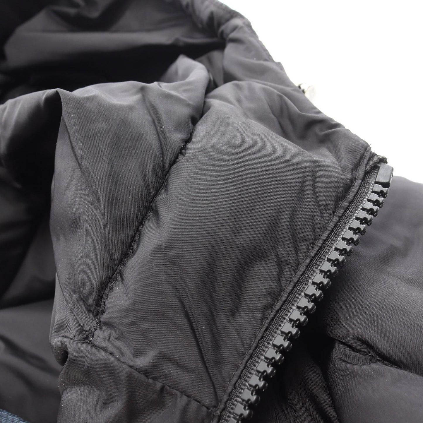 AITON アイトン フード付き ダウンジャケット ナイロン ブラック モンクレール アウター MONCLER
