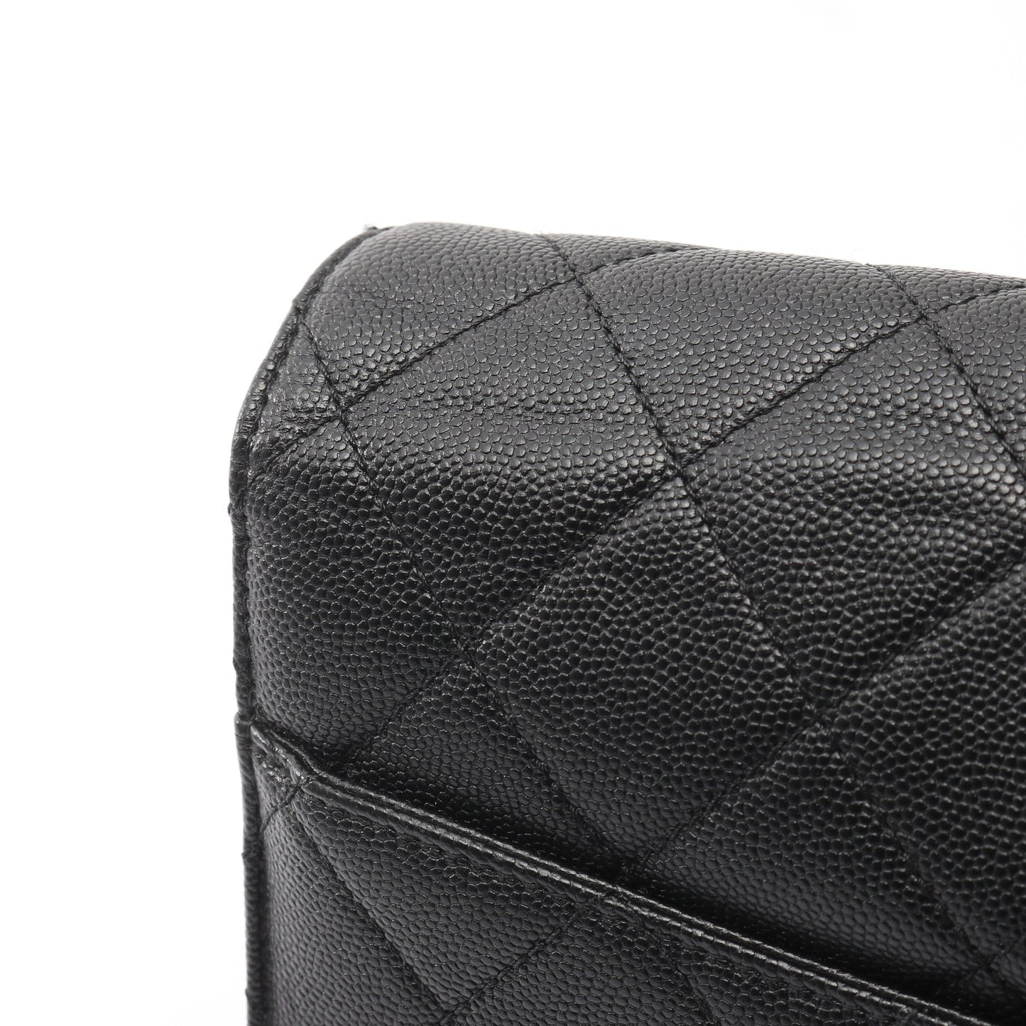 マトラッセ チェーンショルダーバッグ キャビアスキン ブラック ゴールド金具 シャネル バッグ CHANEL
