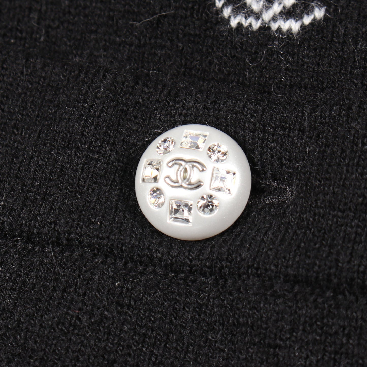 ココマークボタン ドット柄 Vネック カーディガン カシミヤ ブラック ホワイト シャネル トップス CHANEL