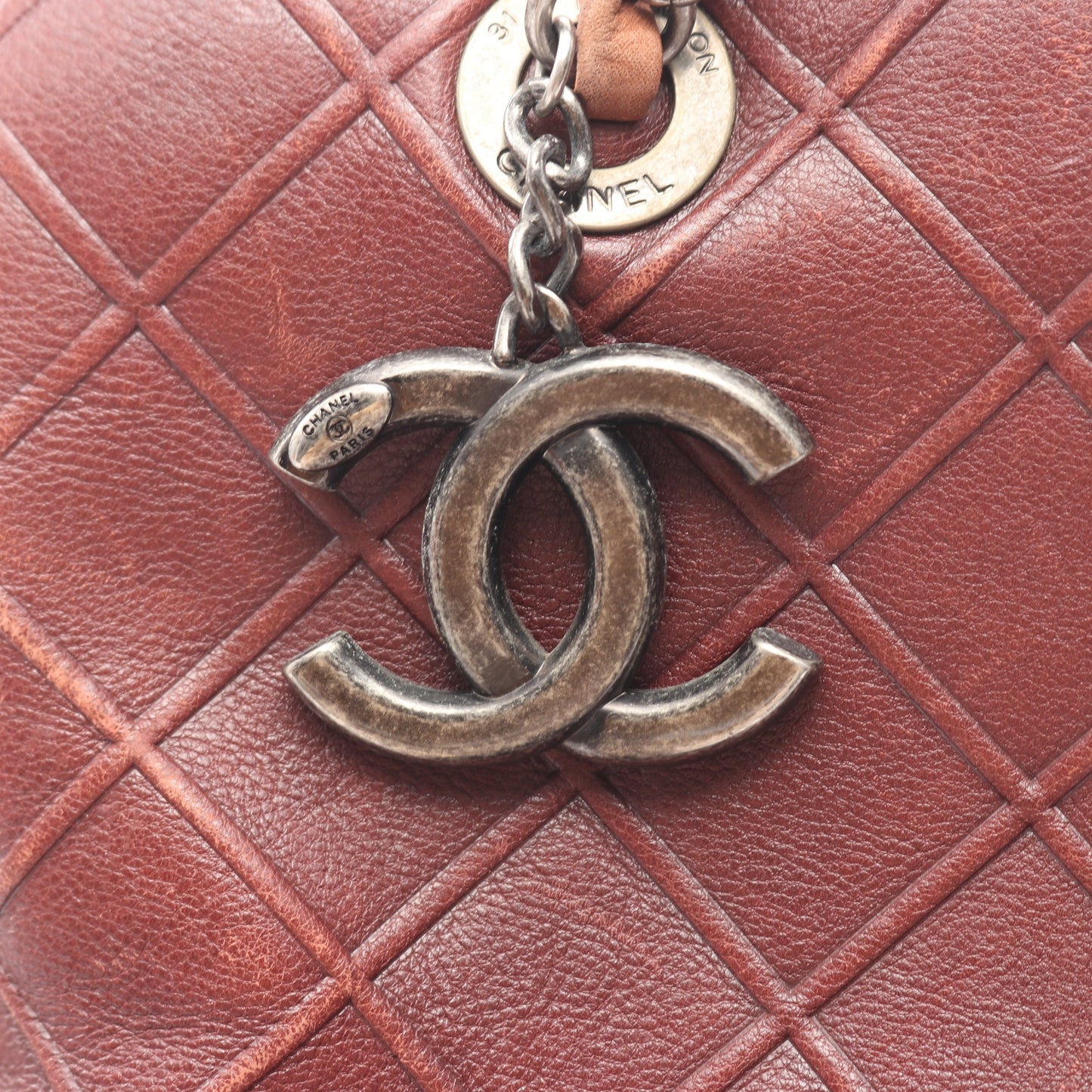 マトラッセ エンボス加工 アンティークシルバー金具 チェーンショルダーバッグ レザー ブラウン シャネル バッグ CHANEL