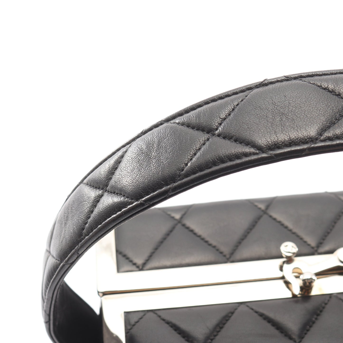 マトラッセ バニティバッグ ラムスキン ブラック シルバー金具 シャネル バッグ CHANEL