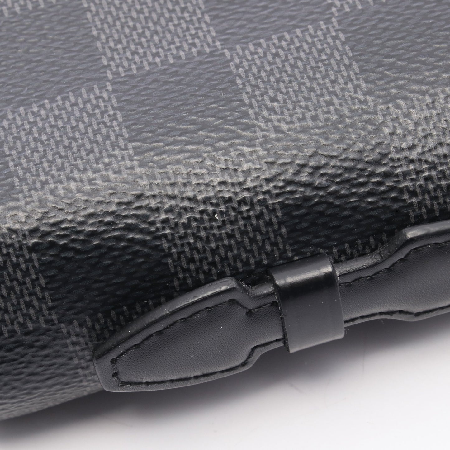 ジッピーXL ダミエグラフィット トラベルケース ラウンドファスナー長財布 PVC レザー ブラック ルイヴィトン 財布・小物 LOUIS VUITTON
