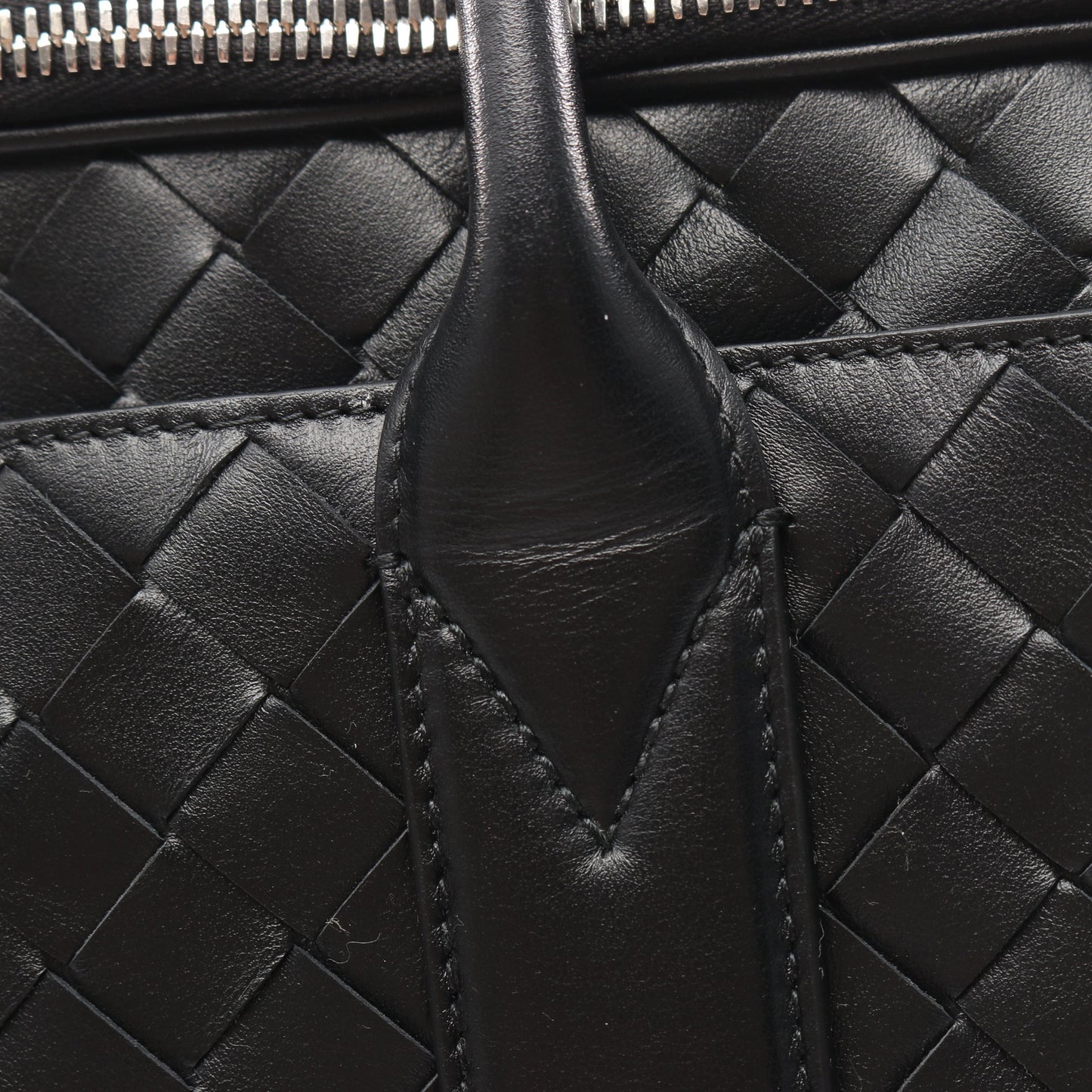 ゲッタウェイ イントレチャート 2WAY ブリーフケース ビジネスバッグ レザー ブラック ボッテガヴェネタ バッグ BOTTEGA VENETA