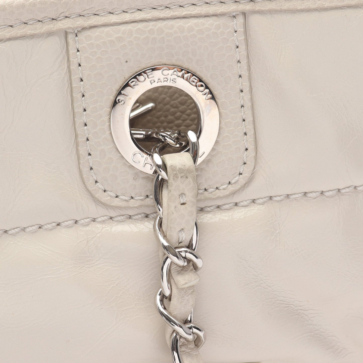 ドーヴィル チェーンショルダーバッグ チェーントートバッグ レザー オフホワイト シルバー金具 シャネル バッグ CHANEL