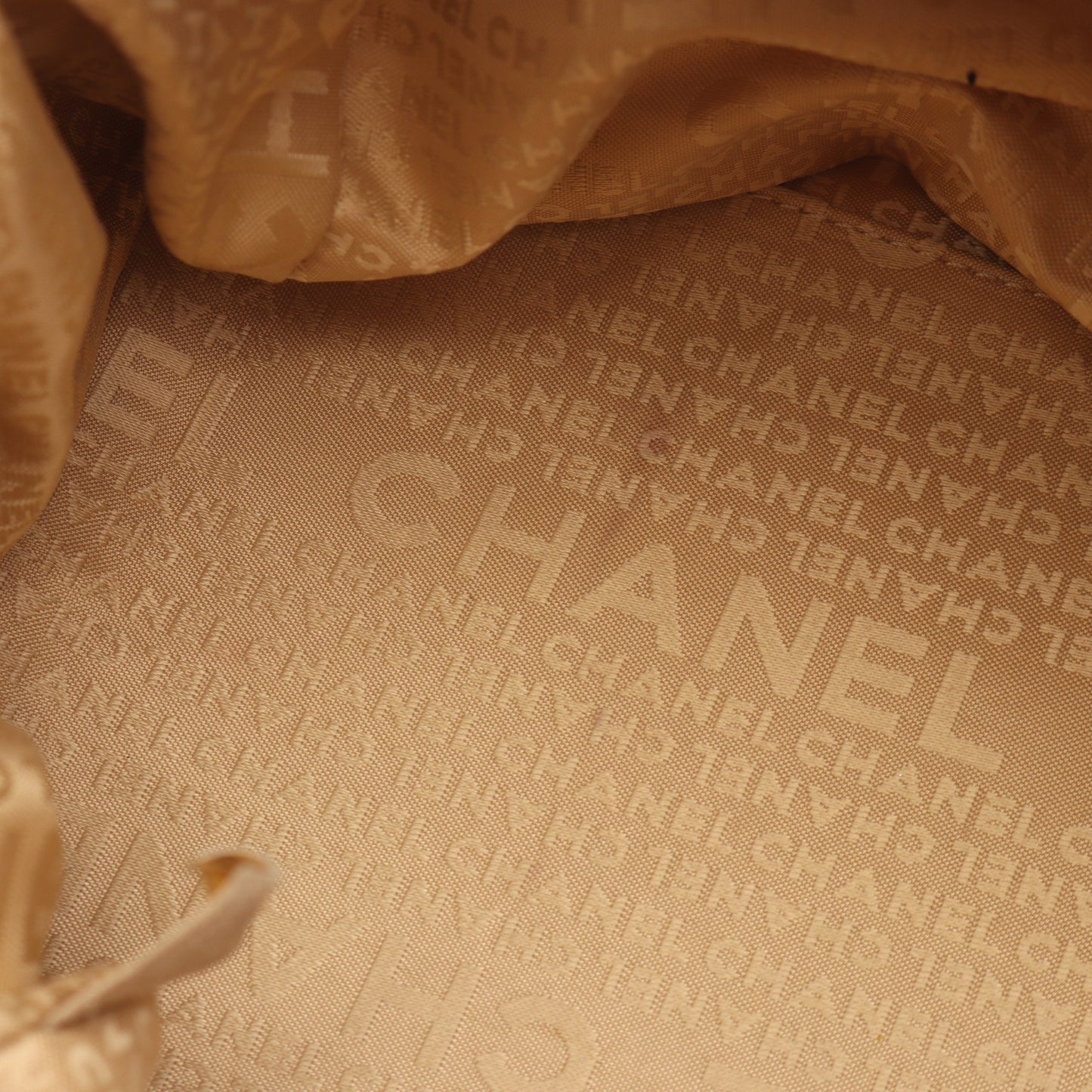 チョコバー ミニボストンバッグ キャビアスキン ベージュ シルバー金具 シャネル バッグ CHANEL