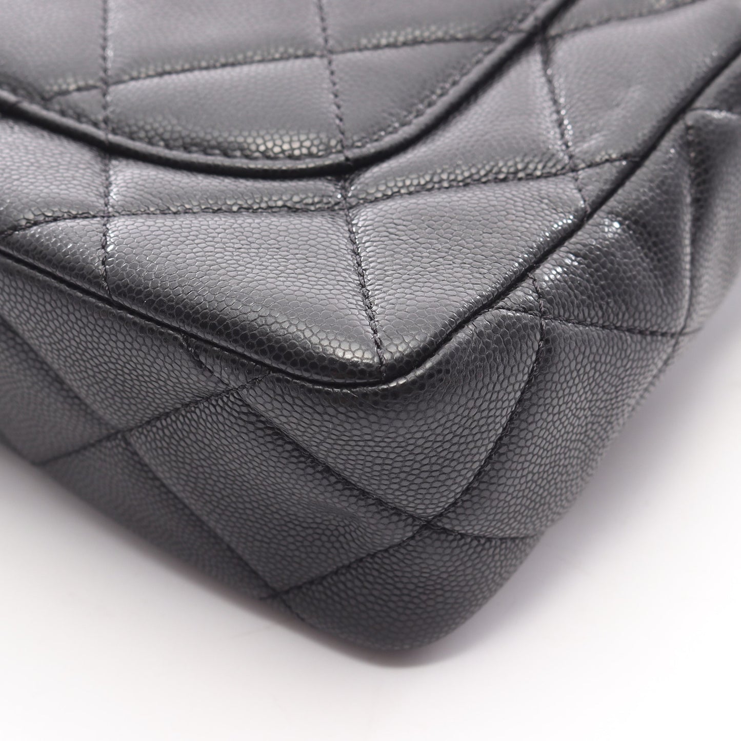 マトラッセ チェーンショルダーバッグ ソフトキャビアスキン ブラック ゴールド金具 シャネル バッグ CHANEL