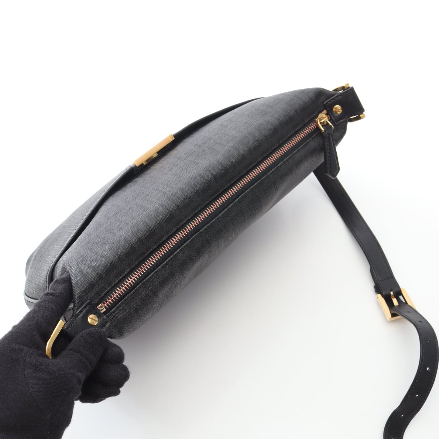 ズッキーノ ショルダーバッグ PVC レザー ブラック フェンディ バッグ FENDI