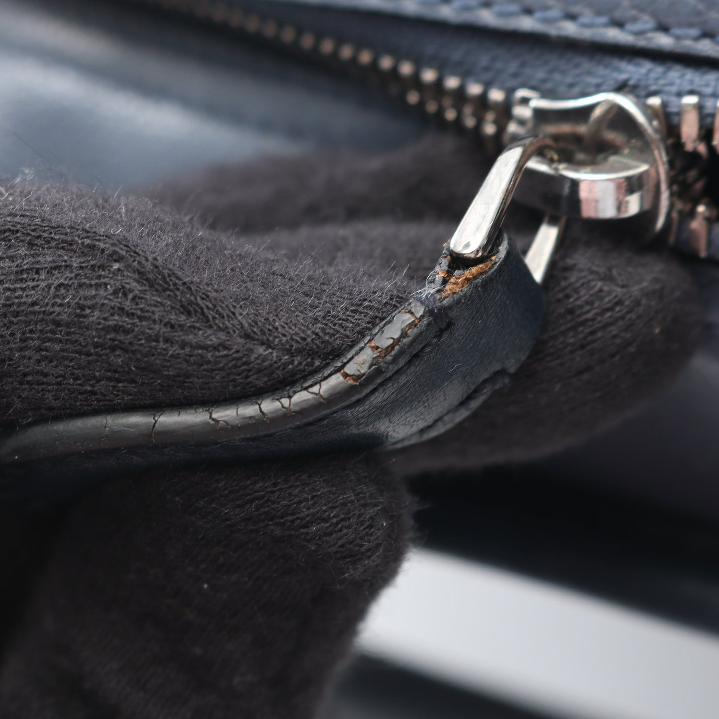 クルス 2WAY ハンドバッグ レザー ネイビー ロエベ バッグ LOEWE
